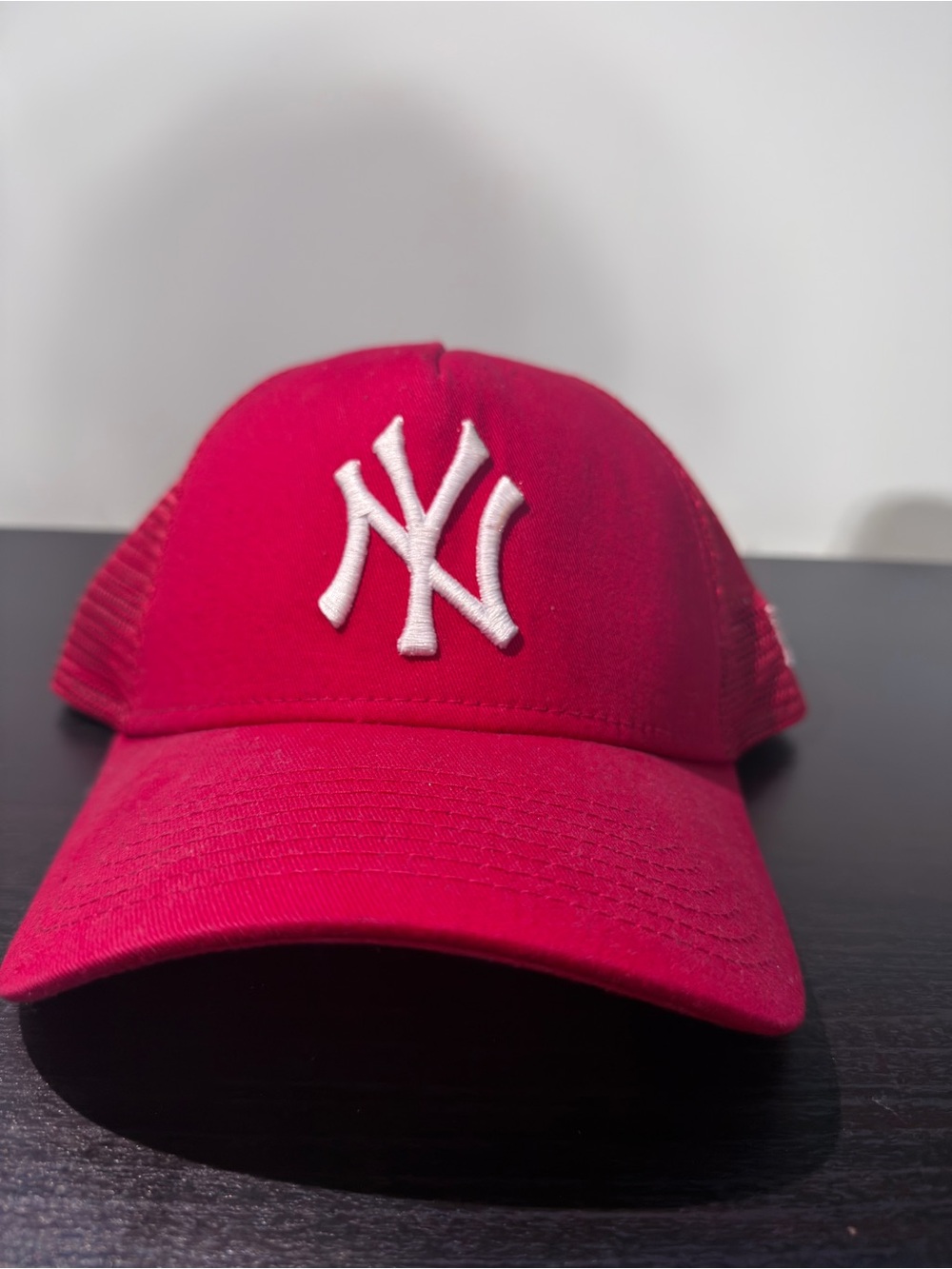 New Era - New York Yankees Red Adjustable Hat White Logo